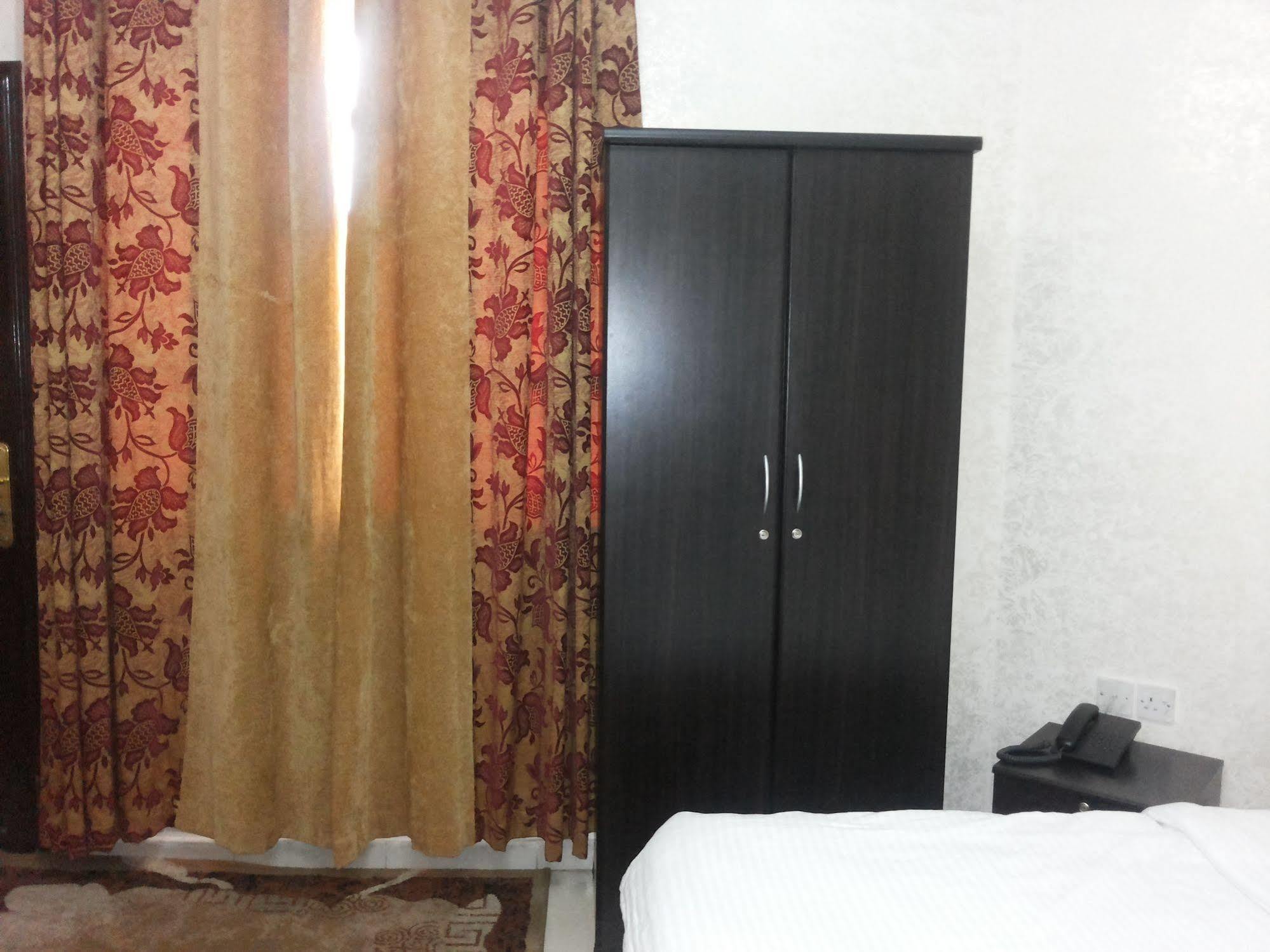 Gulf Hotel Apartment الخليج للشقق الفندقية Mascate Exterior foto